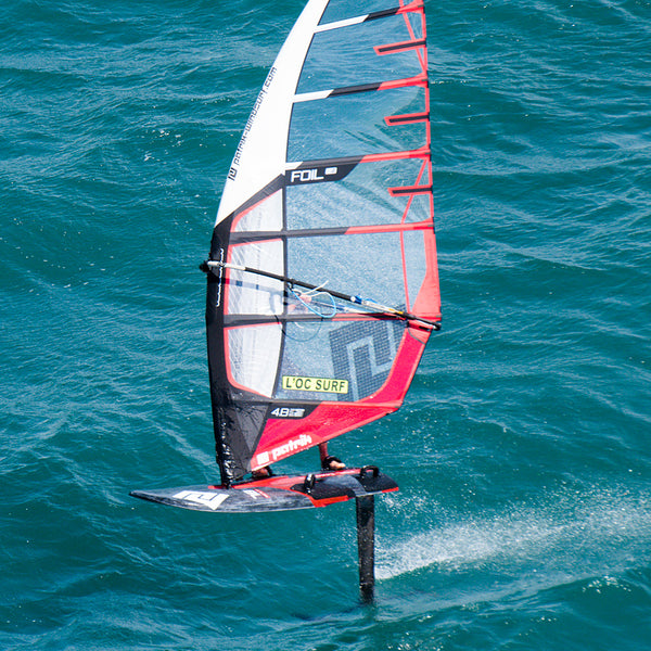 Vindsurfare foilar med Patrik Foil Comp